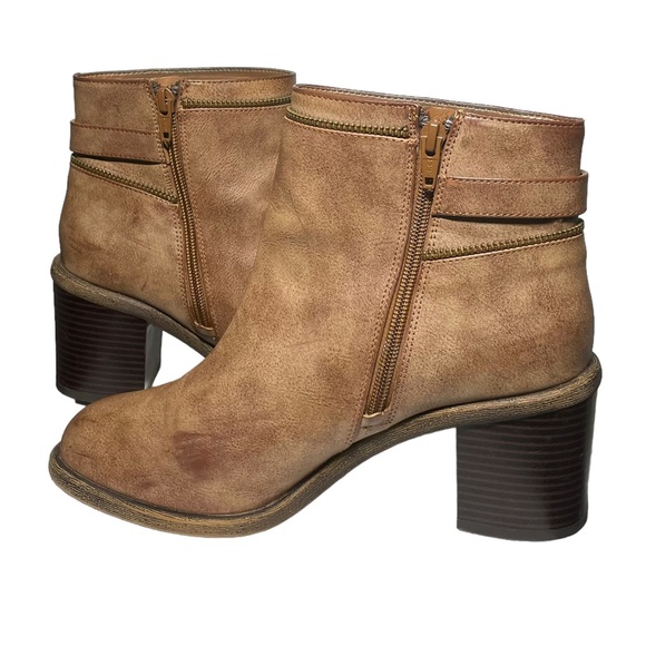Gianni Bini Brown Ankle Boots Women Sz 9.5M 2 Sided Zip Buckle Belt Ankle Shoes - Picture 13 of 13